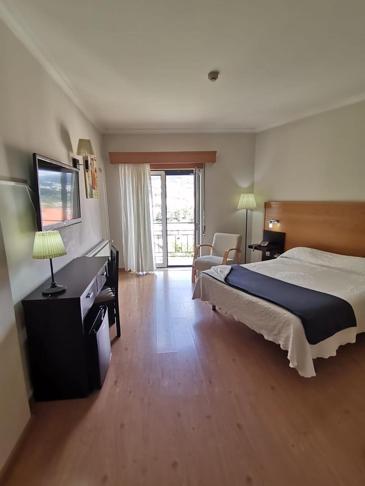 Hotel Covilha Jardim エクステリア 写真